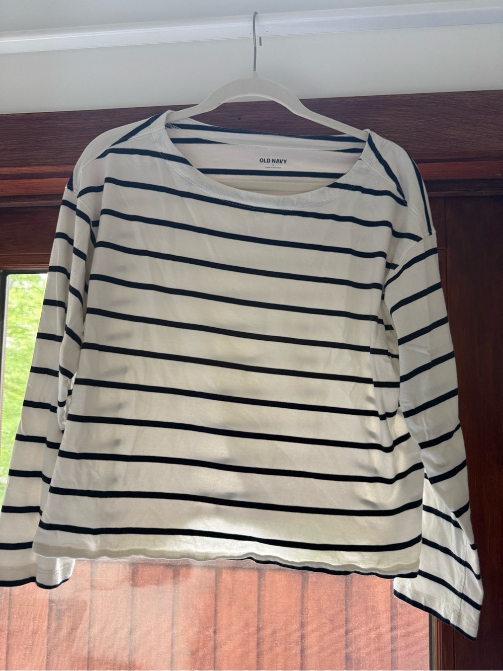 Old Navy White and Black Striped Long-Sleeve Tee